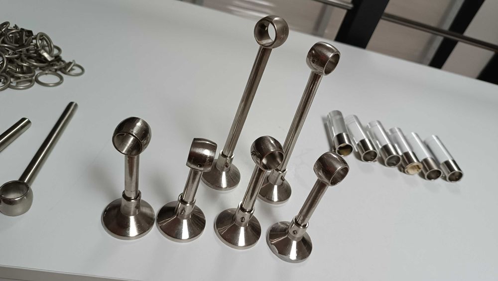 karnisz regulowany 3 szt