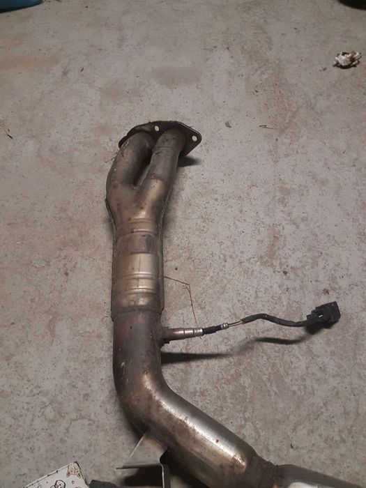 Tlumik  sondy  katalizator  bmw e46 .2.0b