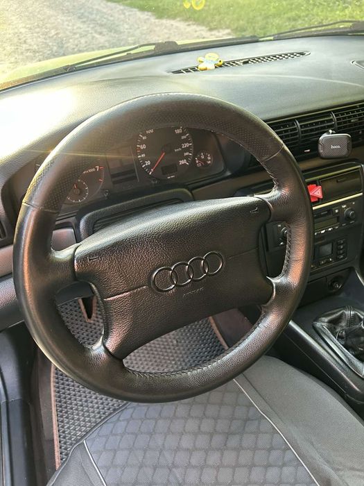 Продам власне авто Audi a4b5 Avant