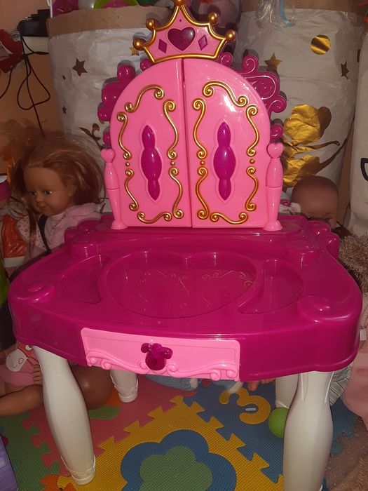 Дзеркало для дівчинки