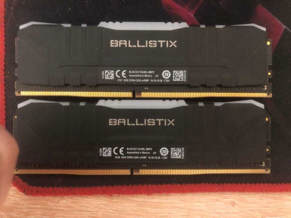 Продам ddr4 - 3200 crucial balistix RGB 2*8gb