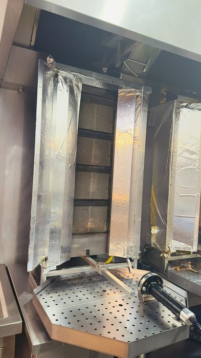 Máquina de Kebab Potisje – Profissional