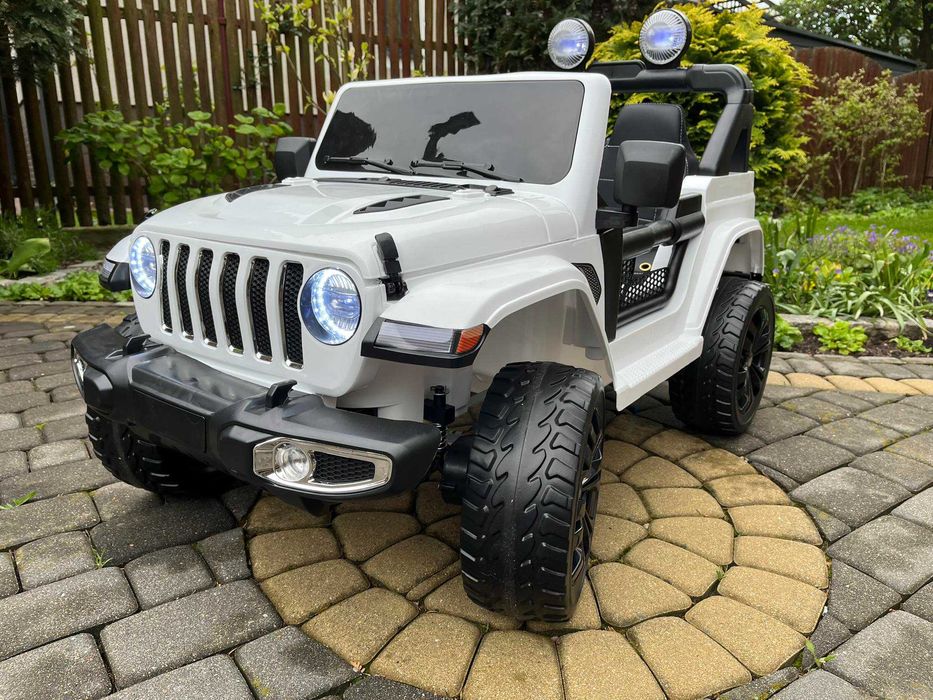 Autko na akumulator Jeep Wrangler 4x4. Nowy!