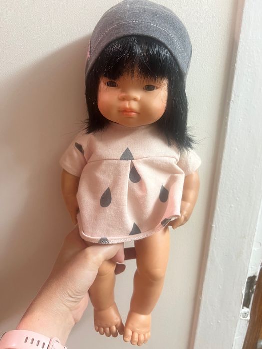 Lalka miniland Azjatka