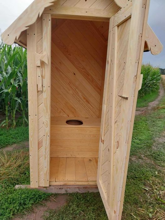 Toaleta drewniana ogrodowa WC na działkę ROD budowę wychodek sławojka