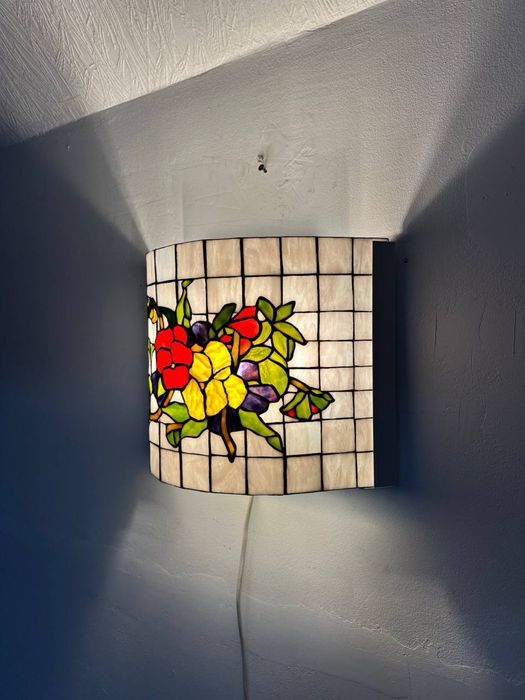 Настінна лампа світильник бра в стилі Тіффані вітраж 7538