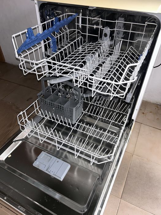 Indesit Máquina Lavar Loiça