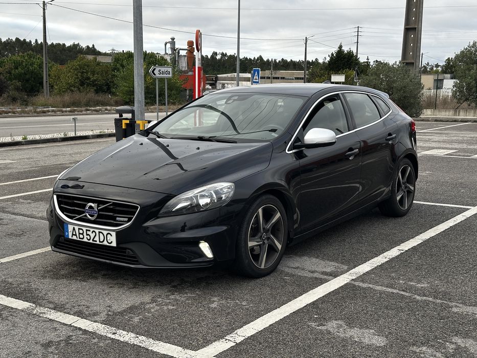 Volvo v40 D2 1.6 R-Design