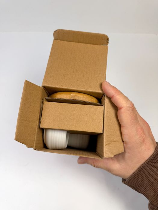 Conjunto de Serviço Nespresso em Cerâmica com Tabuleiro em Madeira