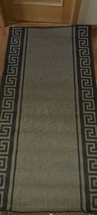 Chodnik sznurkowy obszyty