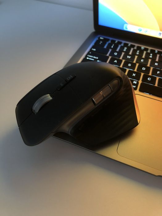 Безпровідна миша