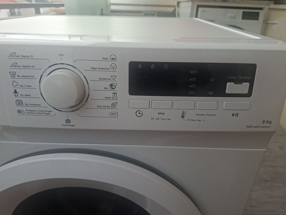 máquina de lavar roupa COMO NOVA 8kg