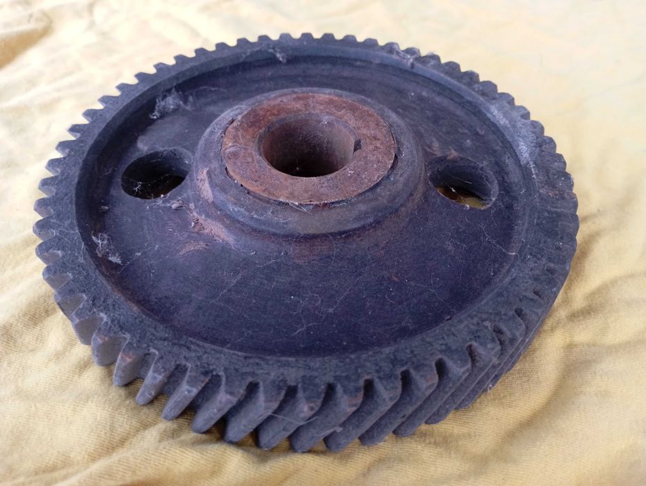 Шестерня грм от Волги