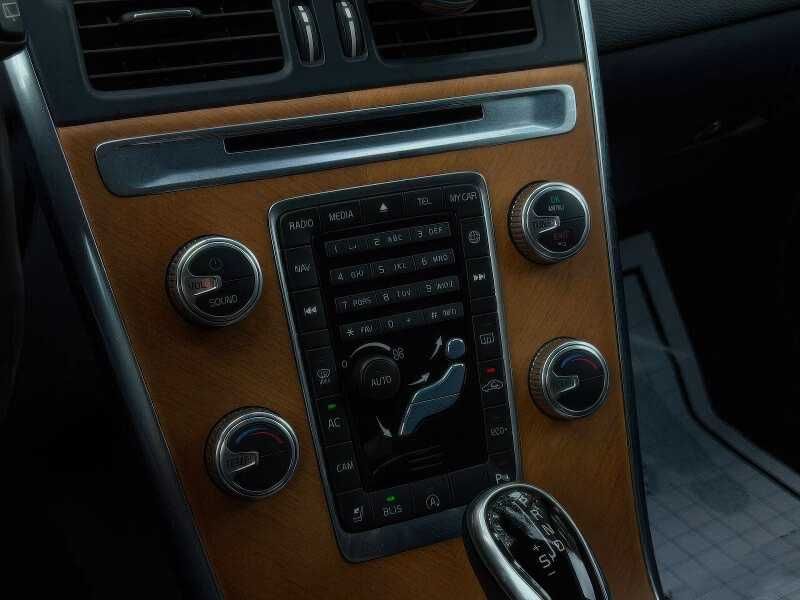 2017 Volvo XC60 T5 Inscription