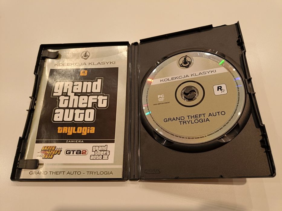 Sprzedam gry na komputer