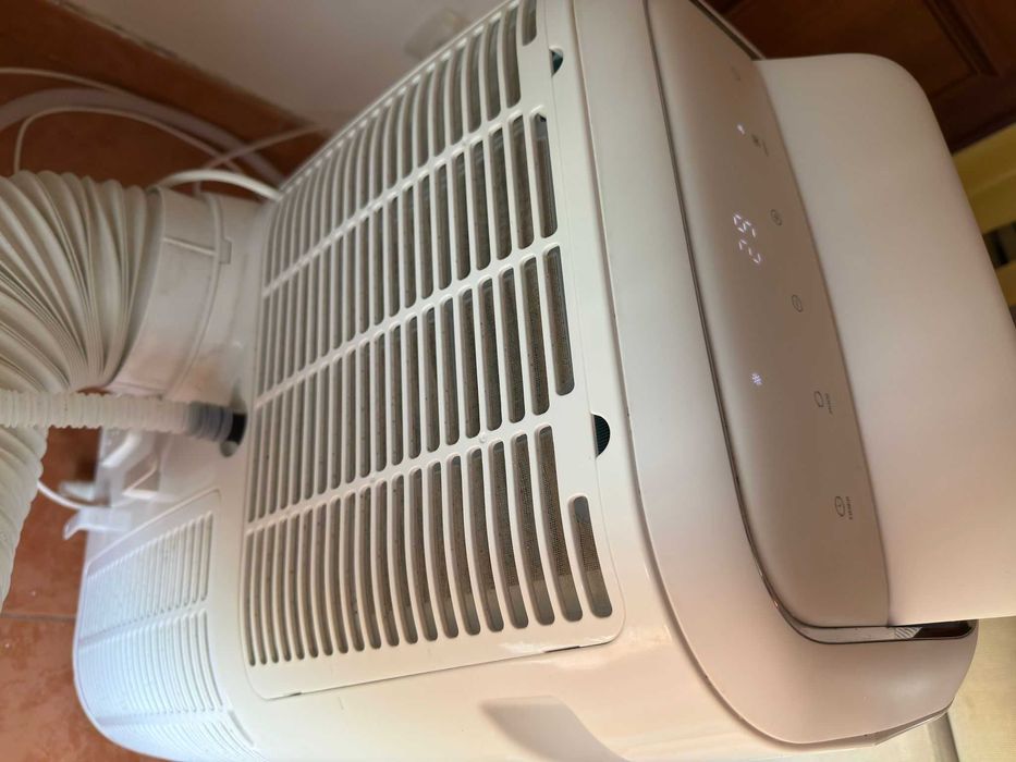 Ar Condicionado Portátil BEKO BP112H c/ Wifi (18 m² - 12000 BTU - Branco) - Pouco uso