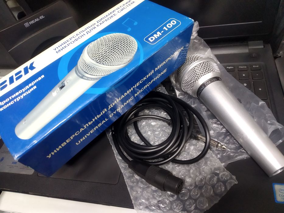 Микрофон BBK DM-100(Behringer