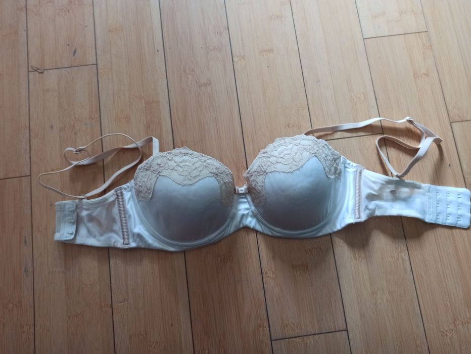 Biustonosz 70D Elle Macpherson