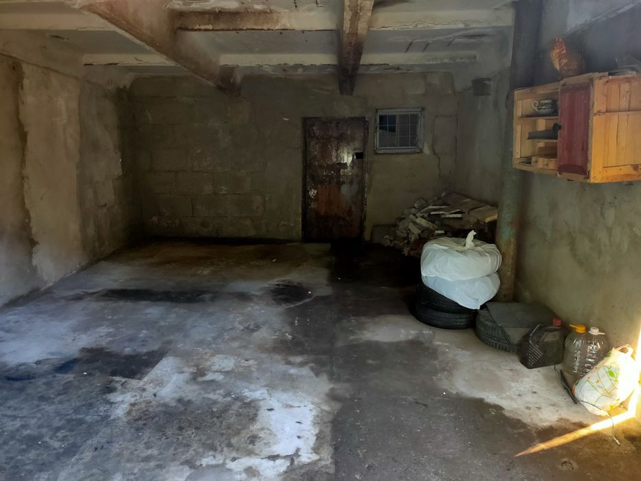 Продам гараж р. Пятий (Естафета)