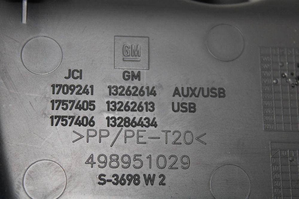 ENTRADA USB OPEL ASTRA J GTC 2012 -13262613