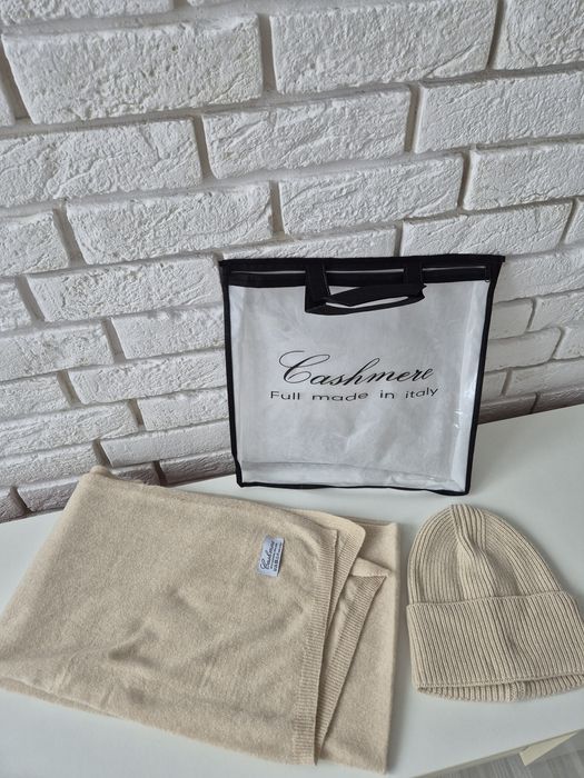 Beżowy komplet kaszmirowy czapka i szalik cashmere