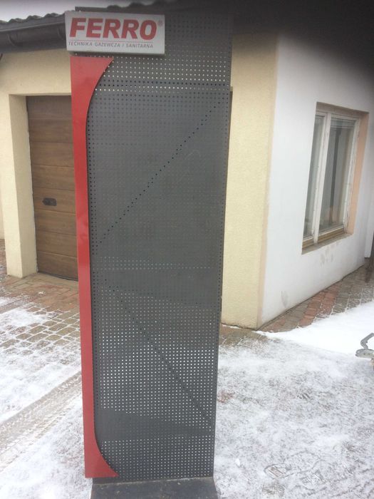 Stojak metalowy sklepowy, mocny 180/64 nie Chiński.