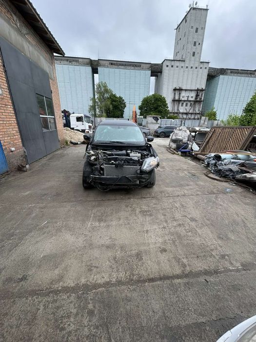 Авто Nissan Rogue 2014 р 2.5 двигун