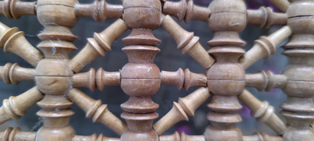 Vendo 3 mesas com tampo de vidro temperado