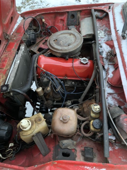 Продам ваз 2104.