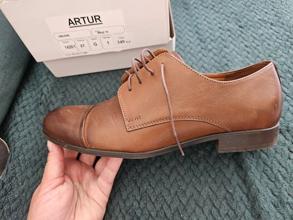 Eleganckie buty dla chłopca