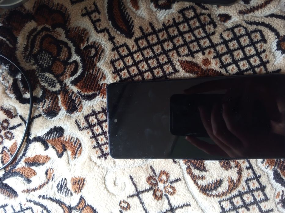 Продам телефона moto g04