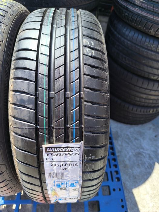 Opona Bridgestone Turanza T 005 205/60/16 pojedynka nowa