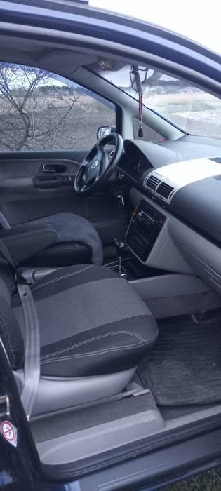 Фольцваген Шаран