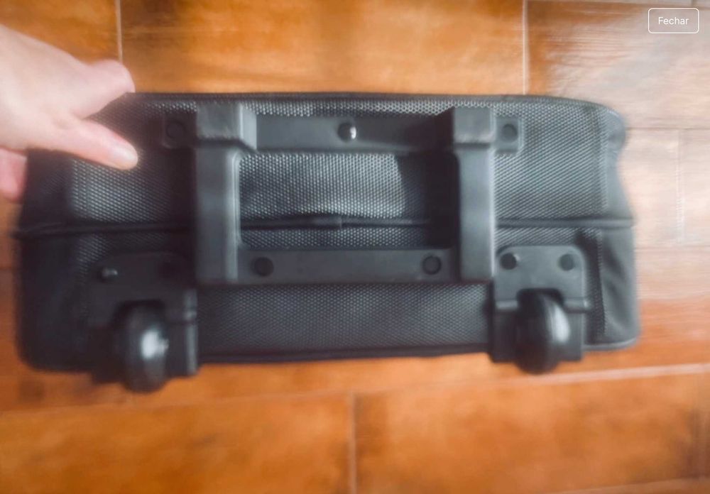 Pasta Trolley Executiva Vagg – como nova