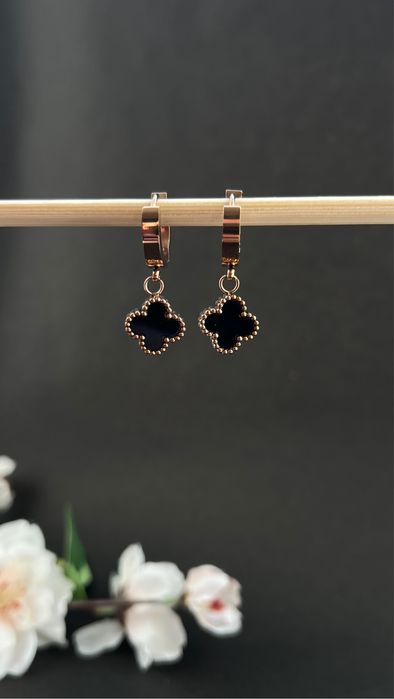 Сережки конюшина