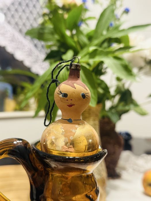 Bombka stara prl agatka basia jak jas i malgosia zlota stara kolekcja