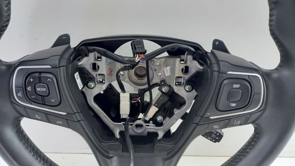 Автомобильный руль Toyota Verso 2017 GS12006500