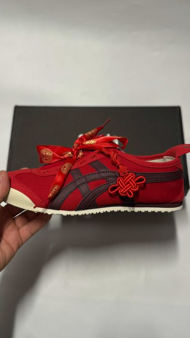 Buty Onitsuka Tiger Mexico 66 Devil, rozmiar 39