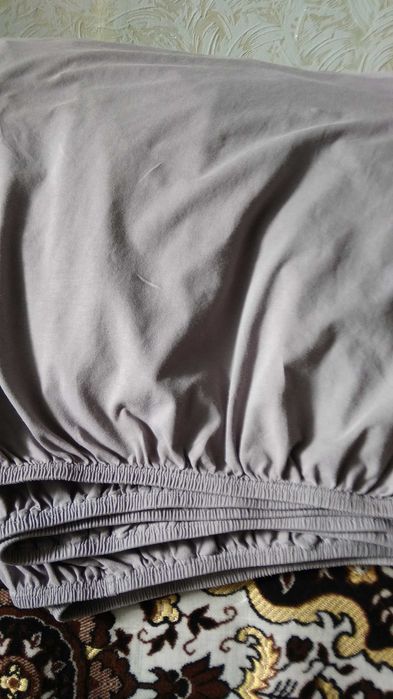 Простынь 140×200 см.