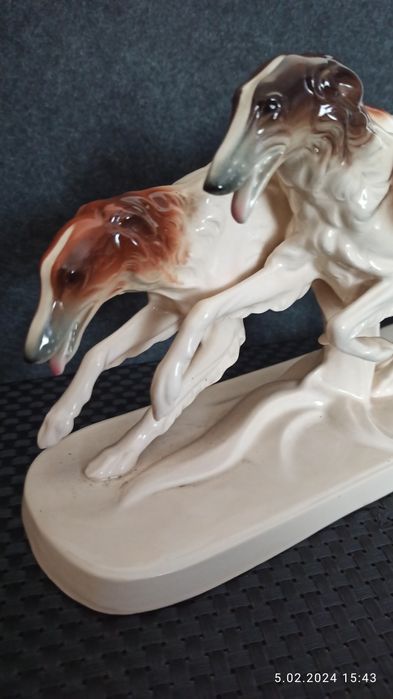 Porcelana Turyngia Hertwig Katzhutte Psy Birsoj  chart rosyjski