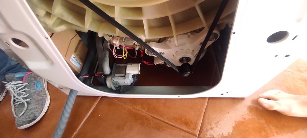 Máquina lavar roupa Indesit 9kg