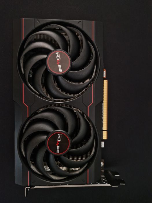Placa Gráfica rx 6600 + teclado e rato gaming