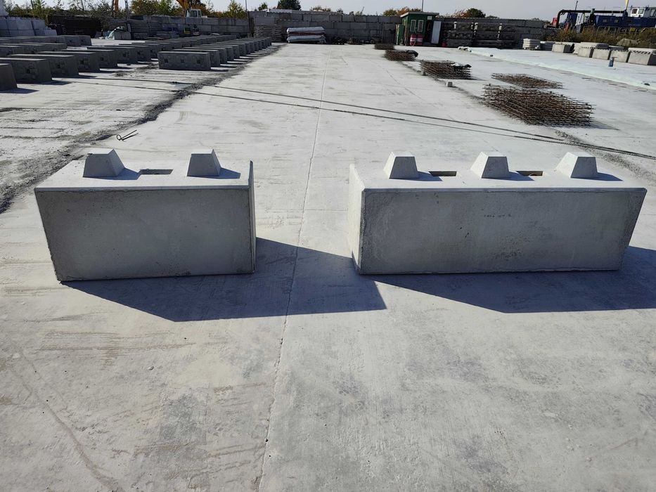 Klocek betonowy ,blok betonowy 2,1x0,71x0,71