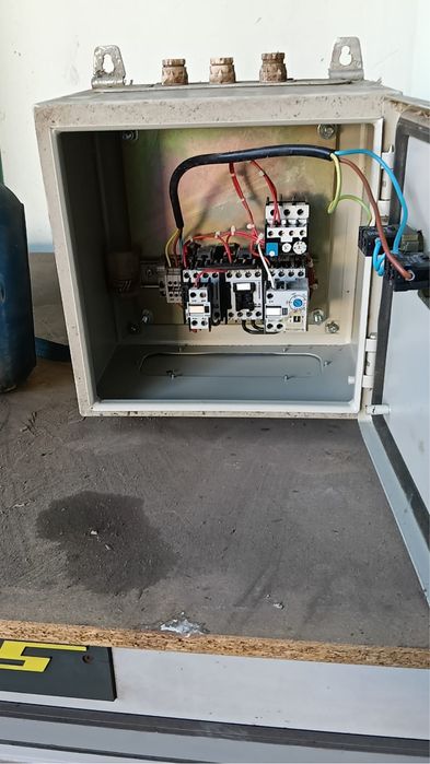 Motor 7,5 cv com quadro
