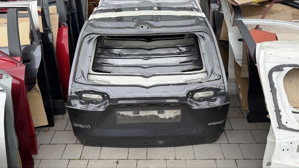 Toyota RAV-4 XA 50 кришка багажника, задняя ляда, крышка багажника