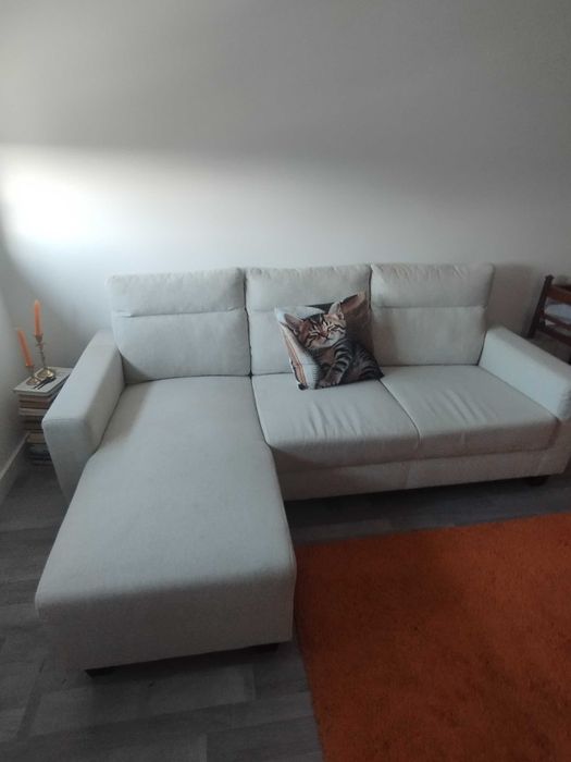 Sofa 2 lugares e chase long cinzento claro