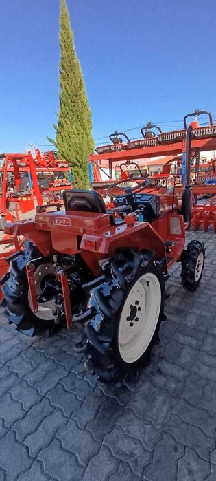 Campanha de Natal: Trator Yanmar f16D + 4 alfaias POUPE 1250€