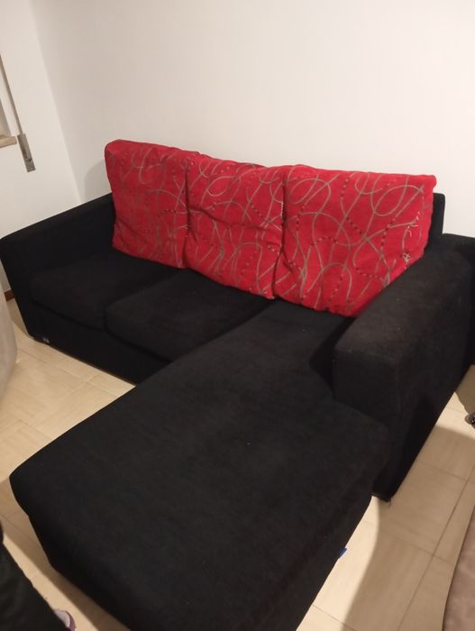Sofá preto para sala