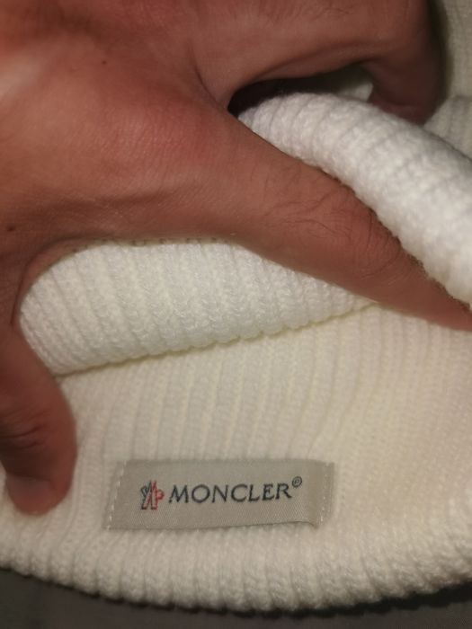 Gorro Moncler Creme64739780886401122