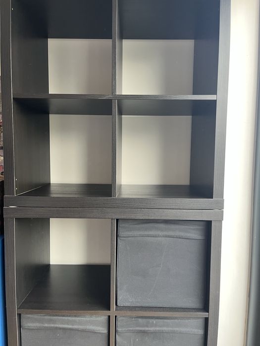 Modulos (2) /prateleiras com caixas pretas (8)